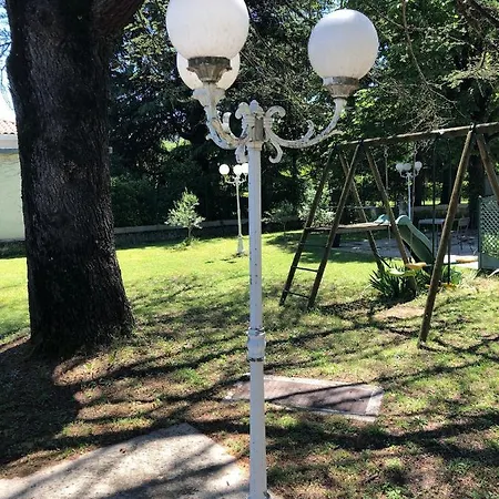 Le Parc Aux Cedres