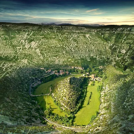 Pensión Le Parc Aux Cedres Laroque (Herault)