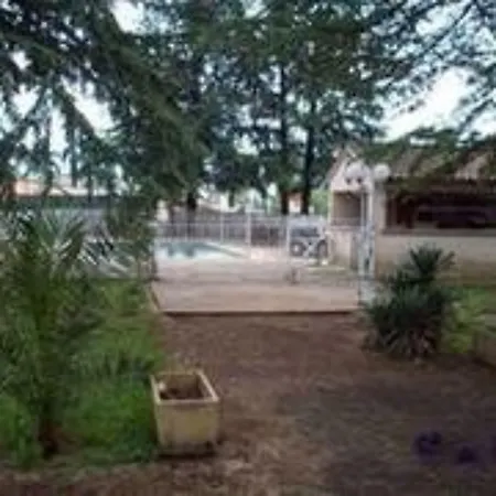 Le Parc Aux Cedres 3*