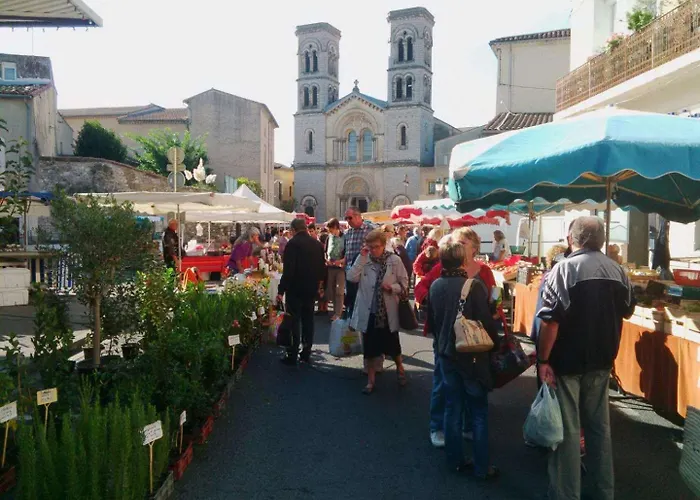 Le Parc Aux Cedres 3* Laroque (Herault)